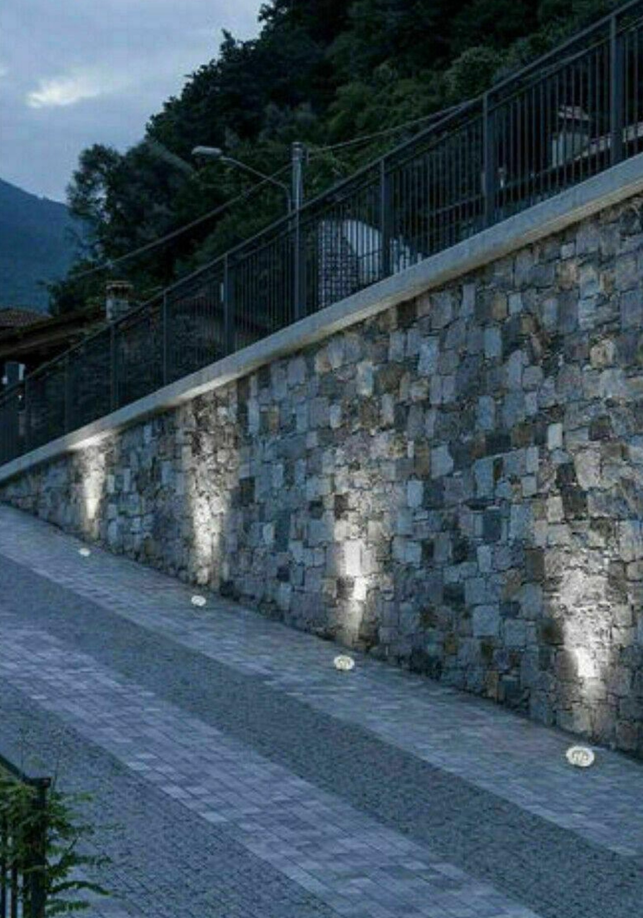 ARA-LED-2 ambientata